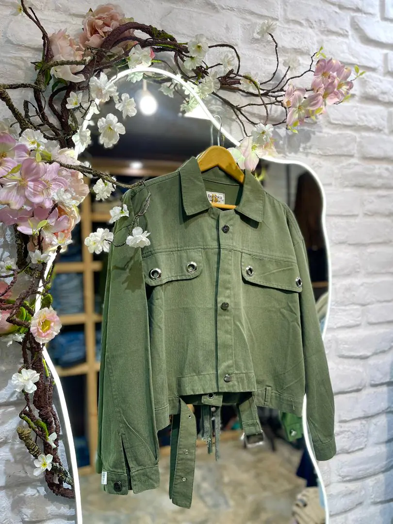 کت کراپ پشت بندی یاس(485) - Image 4